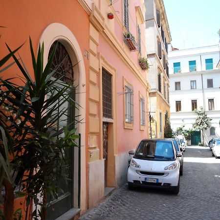 Vaticano Ohana Suite Trastevere Rome Exterior photo